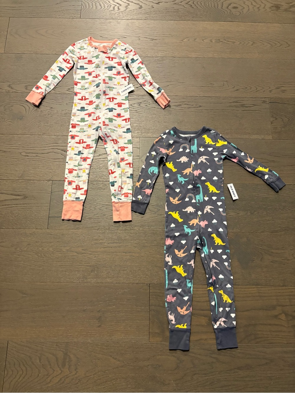 Old navy girls footless onesies pjs 4T NWT ret $45ea